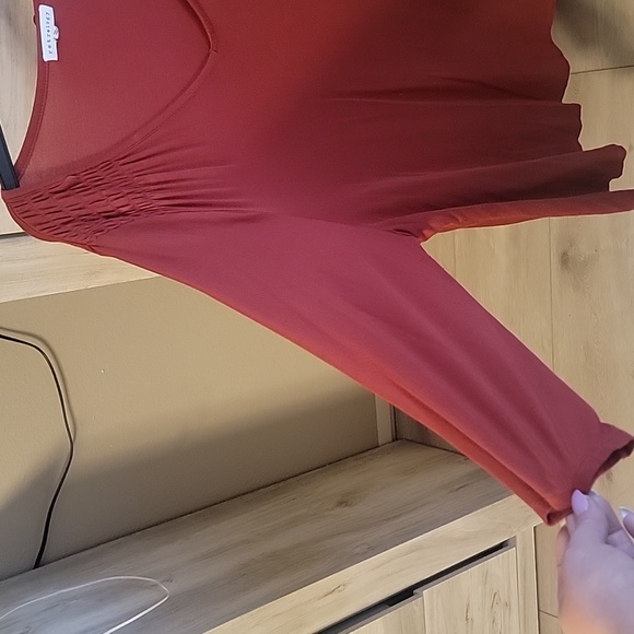 Retrology 3x 3/4 sleeve loose fitting orange soft top - Picture 4 of 4